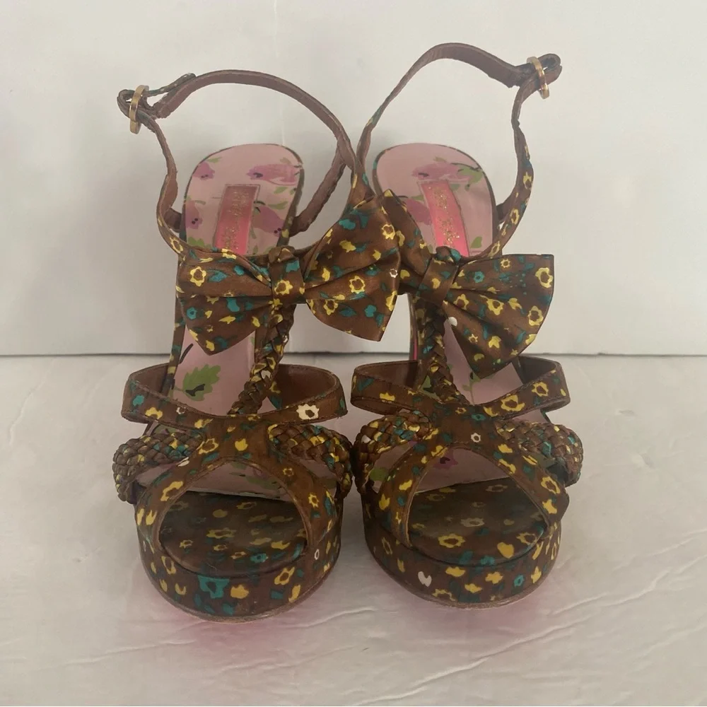 Y2K Betsey Johnson Braided floral t strap heel Size 5 - Picture 2 of 9